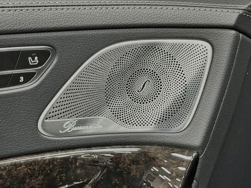 Used 2015 Mercedes-Benz S 550 Sedan image 22