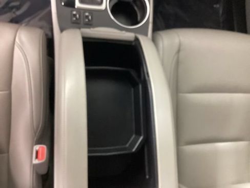 Used 2018 Toyota Highlander XLE AWD/4WD image 21