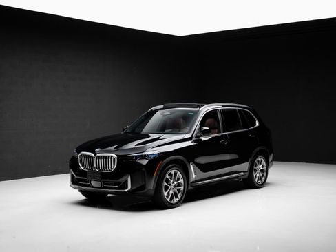 Used 2026 BMW X5 xDrive40i AWD/4WD image 4