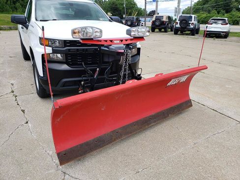 Used 2020 Chevrolet Silverado 1500 W/T w/ WT Value Package AWD/4WD image 16