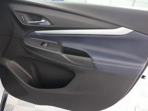 Used 2023 Chevrolet Bolt EUV LT w/ Convenience Package image 26