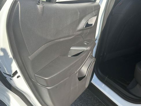 New 2026 Chevrolet Trax RS w/ Sunroof Package FWD image 19