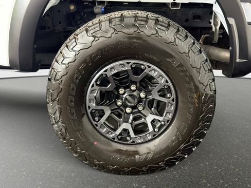 Used 2025 Ford F150 Raptor w/ Equipment Group 803A Raptor R AWD/4WD image 11