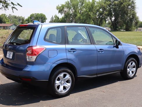 Used 2018 Subaru Forester 2.5i AWD/4WD image 4