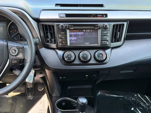 Used 2017 Toyota RAV4 LE w/ All Weather Liner Package FWD image 18