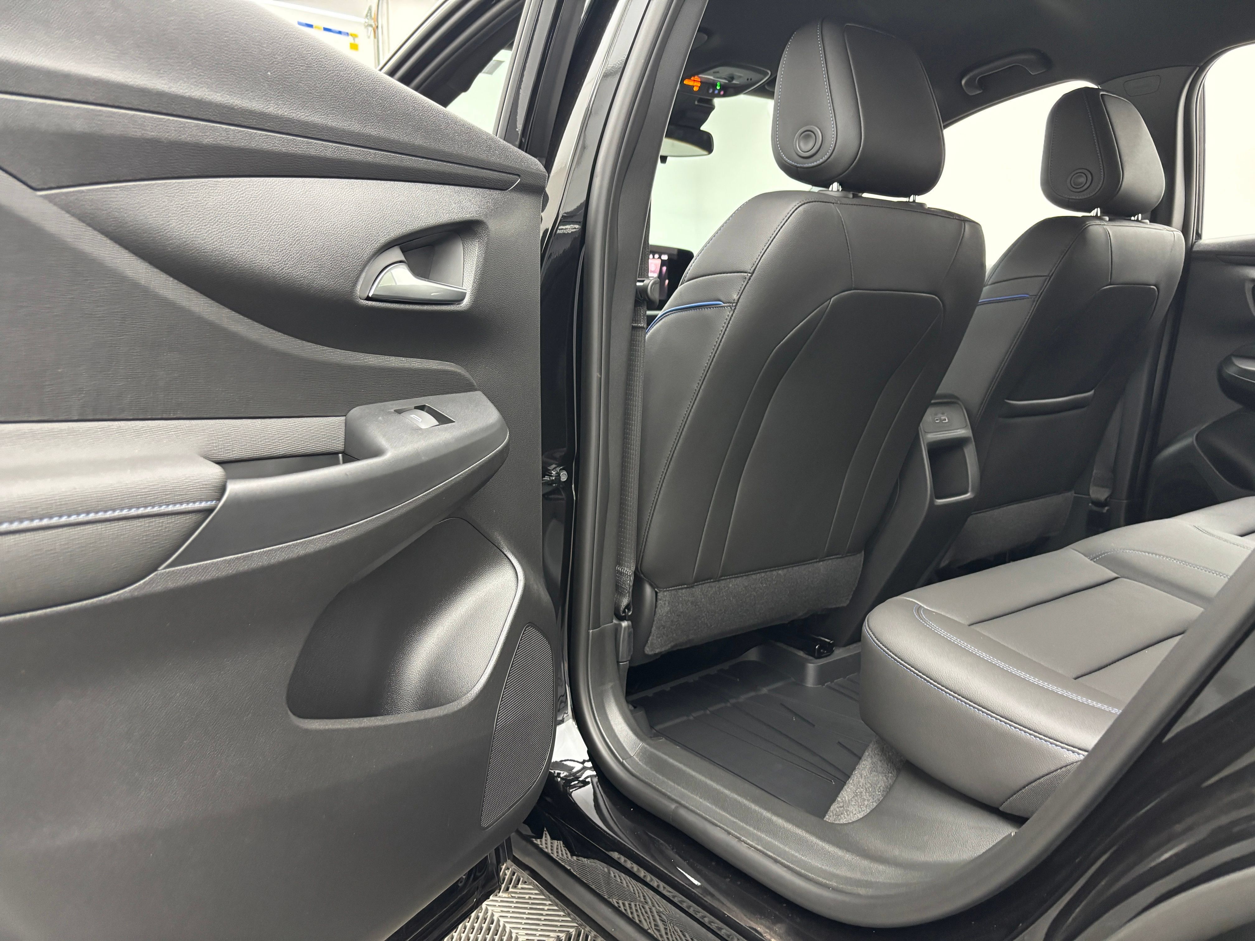 New 2026 Buick Envista Sport Touring w/ Convenience I Package FWD image 36