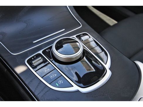 Used 2021 Mercedes-Benz C 300 Sedan image 30