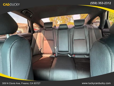 Used 2019 Honda Accord Sport image 17
