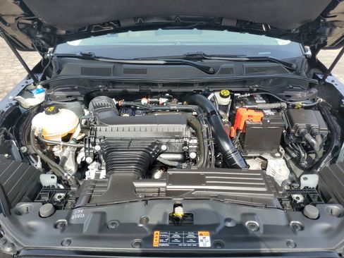 Used 2023 Lincoln Corsair AWD w/ Equipment Group 101A image 8