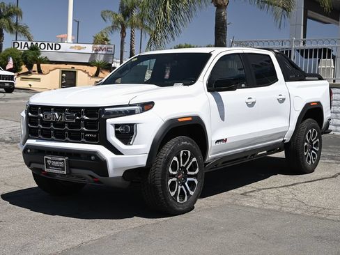 New 2026 GMC Canyon AT4 w/ Nightfall Edition AWD/4WD image 9