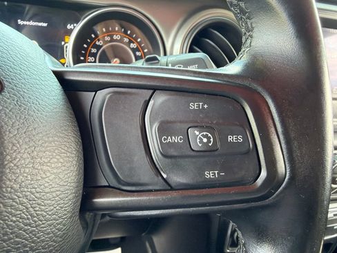 Used 2021 Jeep Wrangler Unlimited Sport AWD/4WD image 21