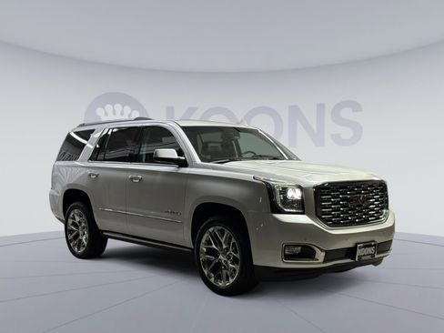 Used 2019 GMC Yukon Denali w/ Denali Ultimate Package AWD/4WD image 22