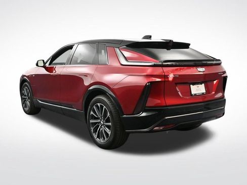 Used 2025 Cadillac Lyriq Sport AWD/4WD image 3