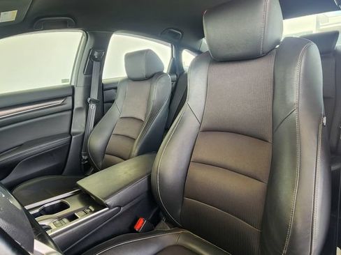 Used 2022 Honda Accord Sport image 13