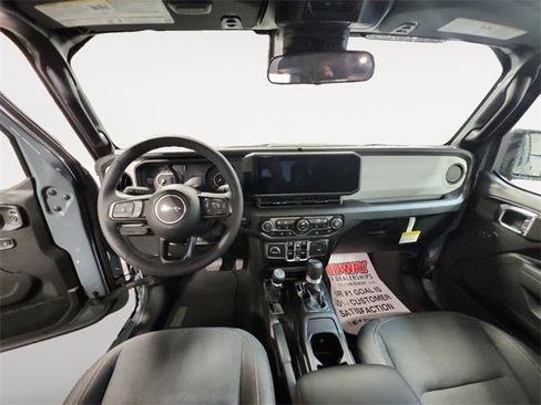 New 2025 Jeep Gladiator Sport image 10