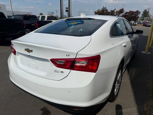 Used 2024 Chevrolet Malibu LT FWD image 8