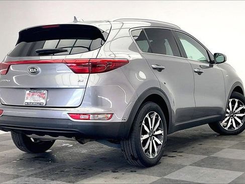 Used 2017 Kia Sportage EX image 13