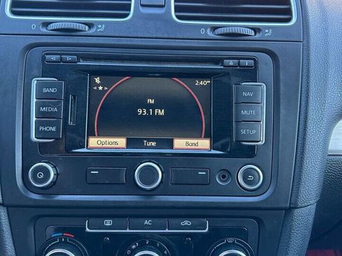 Used 2012 Volkswagen GTI 2-Door image 19