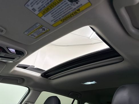 Certified 2022 Subaru Outback Limited w/ Popular Package #2 image 22