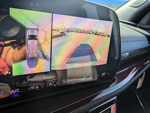 New 2026 Chevrolet Traverse RS image 21