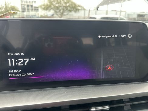 Used 2023 Kia Telluride S image 12