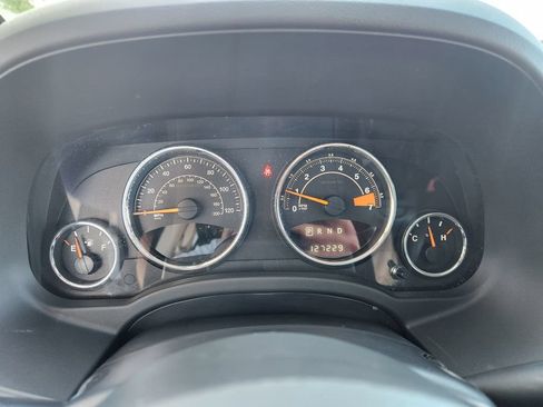 Used 2017 Jeep Compass High Altitude FWD image 24