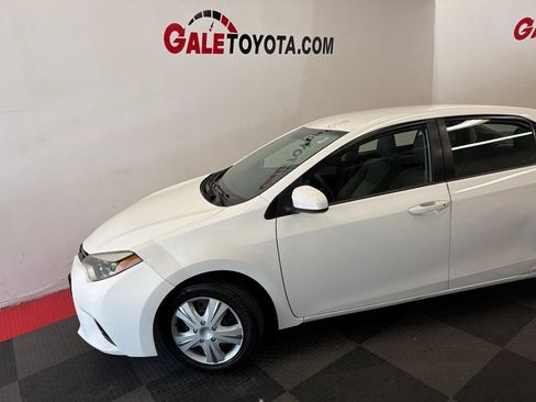 Used 2014 Toyota Corolla LE FWD image 7