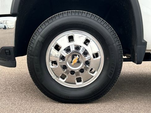 Used 2025 Chevrolet Silverado 3500 LTZ w/ LTZ Plus Package image 30