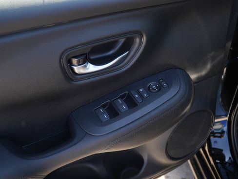 Used 2026 Honda HR-V LX image 14