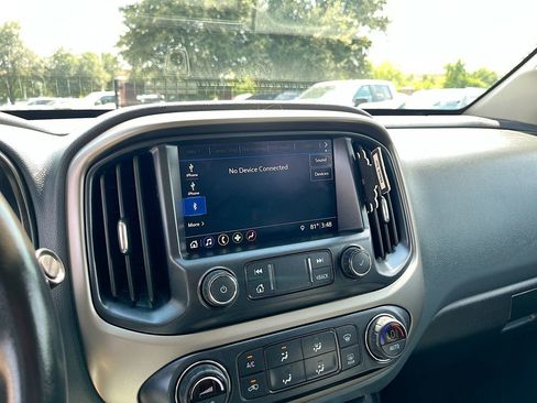 Used 2022 Chevrolet Colorado Z71 image 14