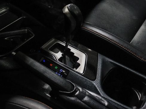 Certified 2018 Toyota RAV4 SE FWD image 25