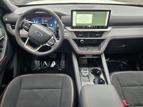 Certified 2025 Ford Explorer ST image 20