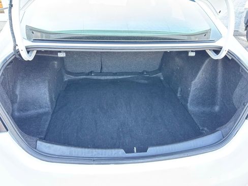 Used 2023 Chevrolet Malibu LT FWD image 21