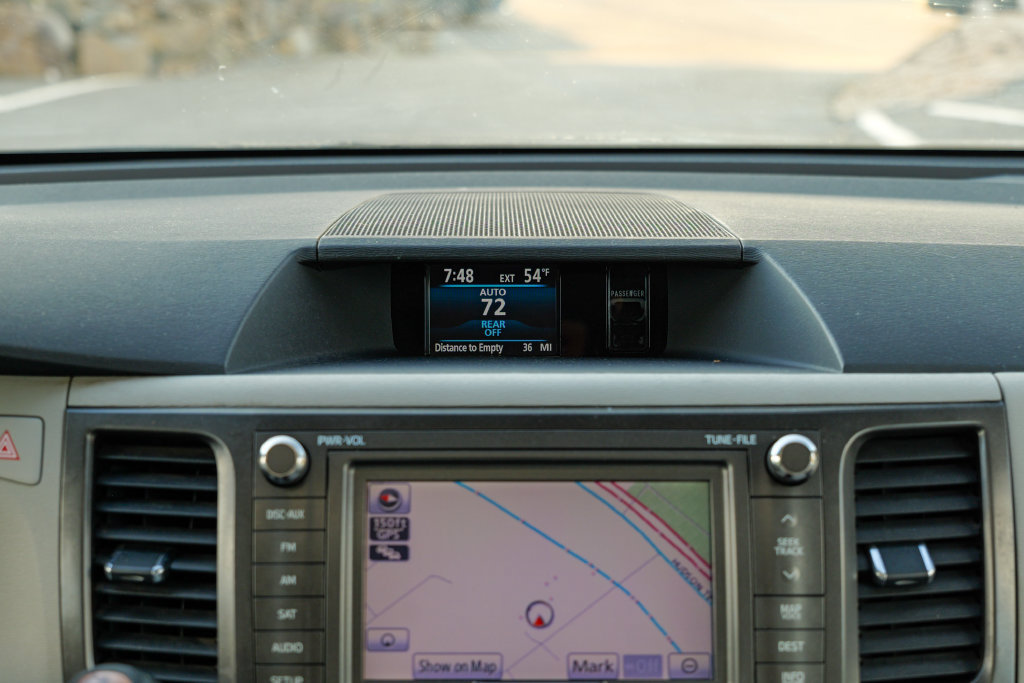 Used 2011 Toyota Sienna XLE w/ Premium Pkg FWD image 44