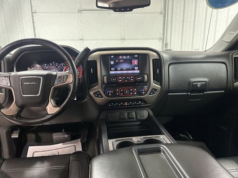 Used 2015 GMC Sierra 2500 Denali image 15