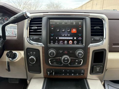 Used 2013 RAM 2500 Laramie image 33