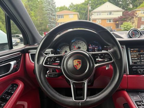 Used 2015 Porsche Macan S AWD/4WD image 15