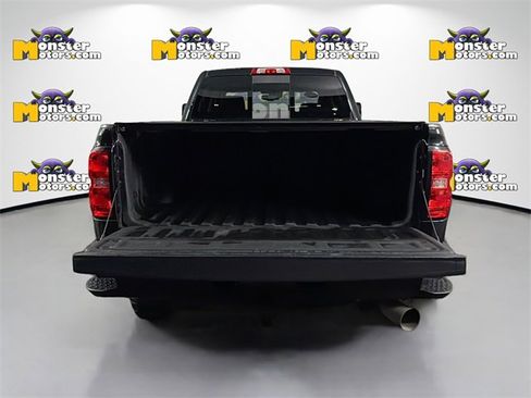 Used 2019 Chevrolet Silverado 2500 High Country image 24