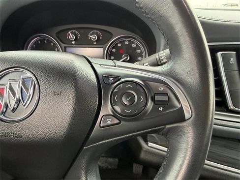 Used 2020 Buick Enclave Essence w/ Sport Touring Edition image 14