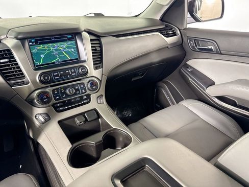 Used 2020 Chevrolet Tahoe LT w/ RST Edition RWD image 28