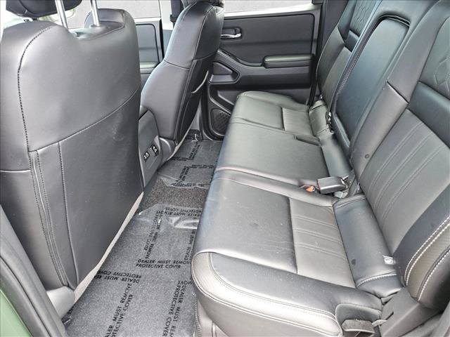 Used 2025 Nissan Frontier SL RWD image 23