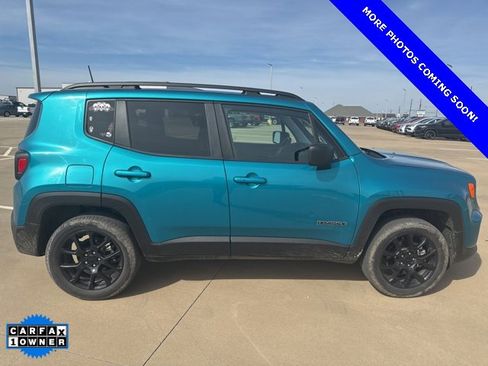 Used 2022 Jeep Renegade Latitude image 8