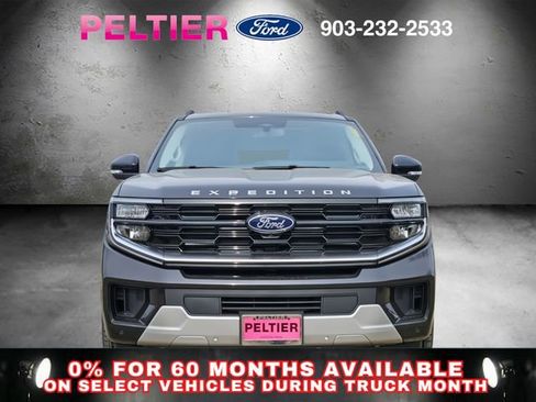 New 2026 Ford Expedition Platinum w/ Driver's Package image 2