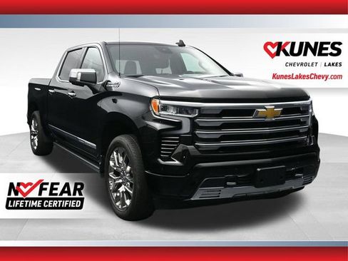 Used 2025 Chevrolet Silverado 1500 High Country AWD/4WD image 1