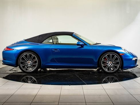 Used 2015 Porsche 911 Carrera S image 10
