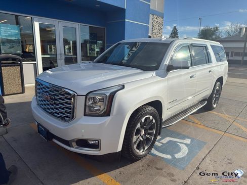 Used 2018 GMC Yukon XL Denali w/ Open Road Package image 2