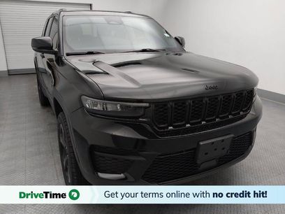 Used 2023 Jeep Grand Cherokee Altitude