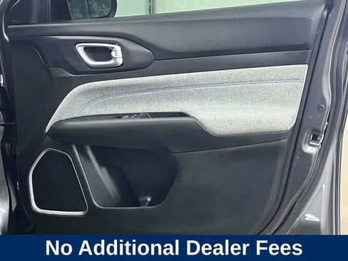 Used 2022 Jeep Compass Latitude w/ Convenience Group AWD/4WD image 29
