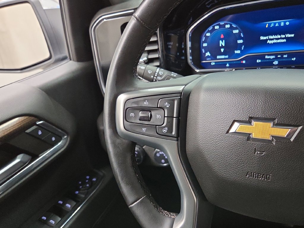 Used 2024 Chevrolet Silverado 1500 LT w/ Z71 Off-Road Package AWD/4WD image 17