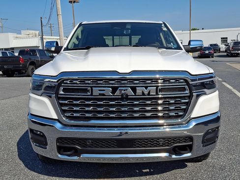 Used 2025 RAM 1500 Limited AWD/4WD image 2
